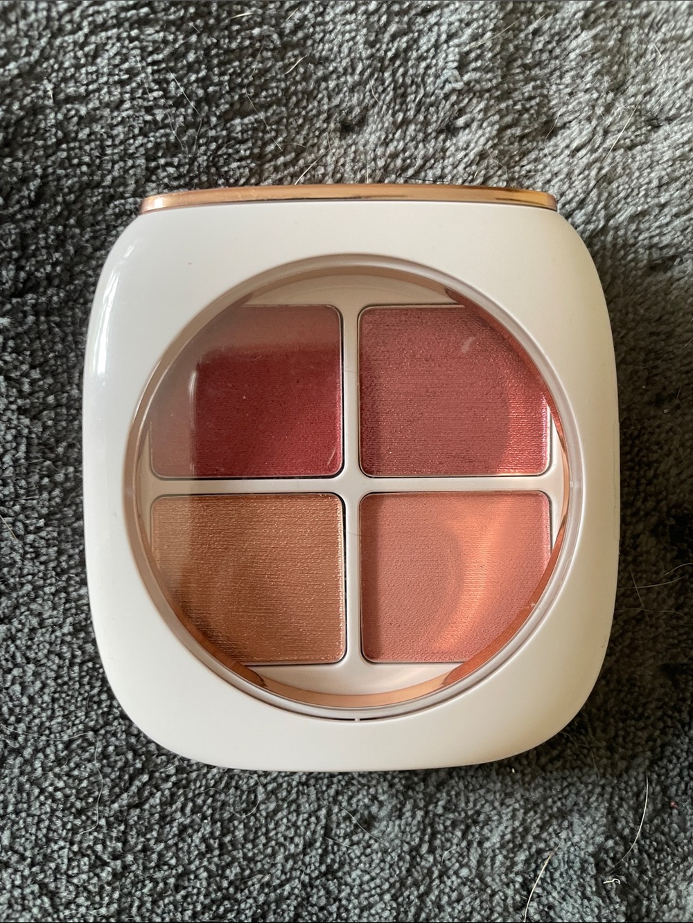 Flower by Drew Barrymore - Berrymore shadow quad pink 
& Bronze Tones